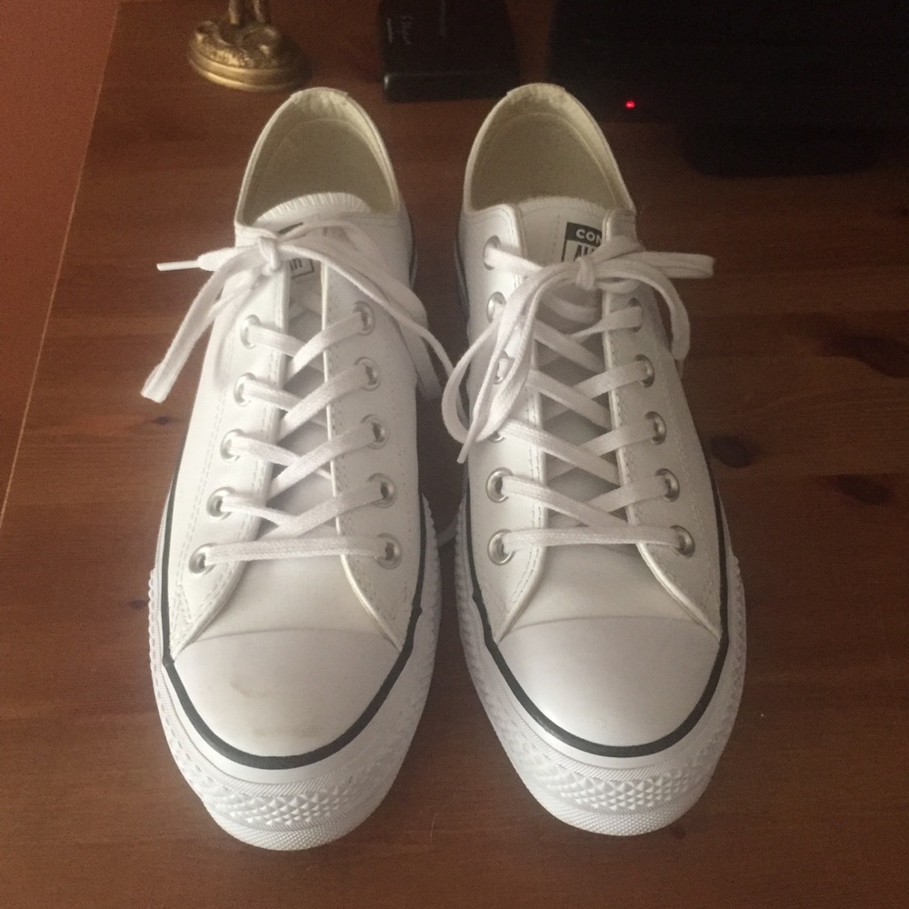Converse Leather Platform Sz 8